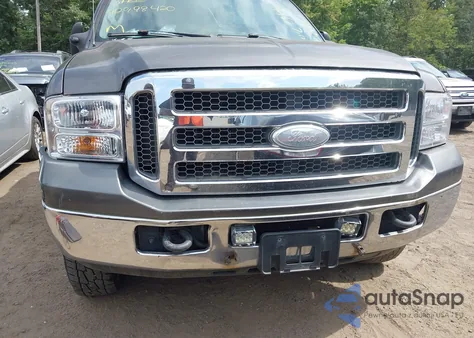 2005 Ford F-250 Lariat/Xl/Xlt z USA, uszkodzony, nr VIN 1FTSW21545EC73921